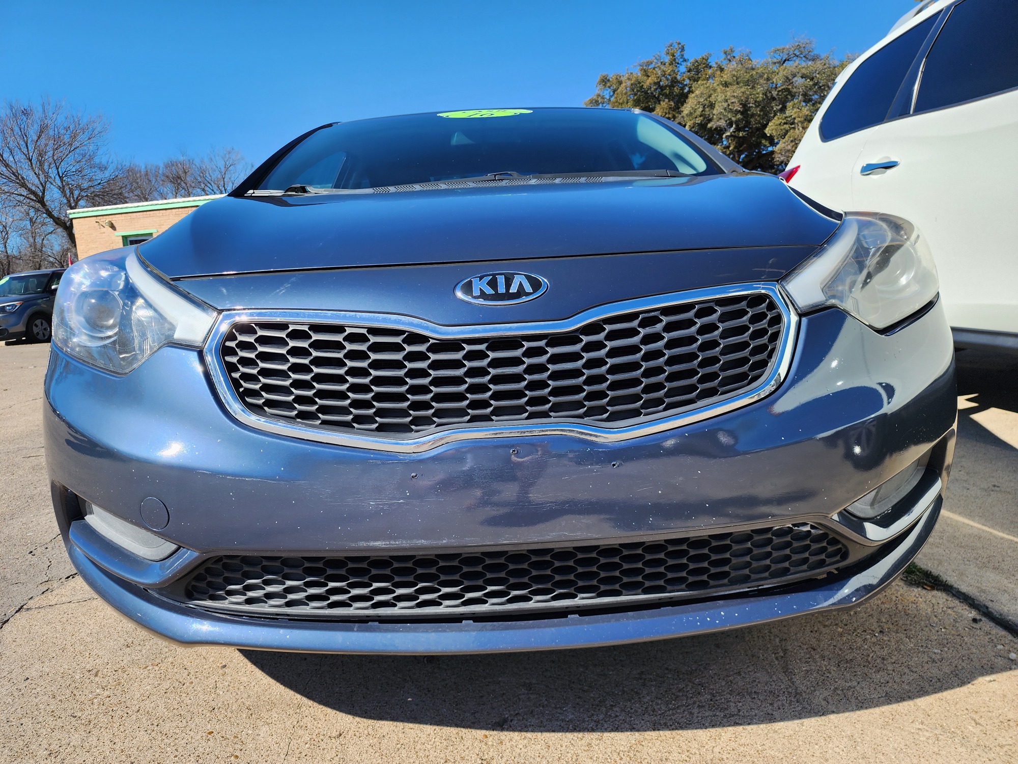 2016 BLUE Kia Forte LX (KNAFX4A65G5) with an 1.8L L4 DOHC 16V engine, 6-Speed Automatic transmission, located at 2660 S.Garland Avenue	, Garland, TX, 75041, (469) 298-3118, 32.885387, -96.656776 - Photo #9